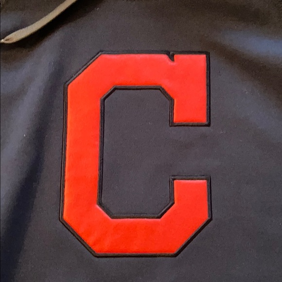 Sweatshirt - Picture 2 of 3